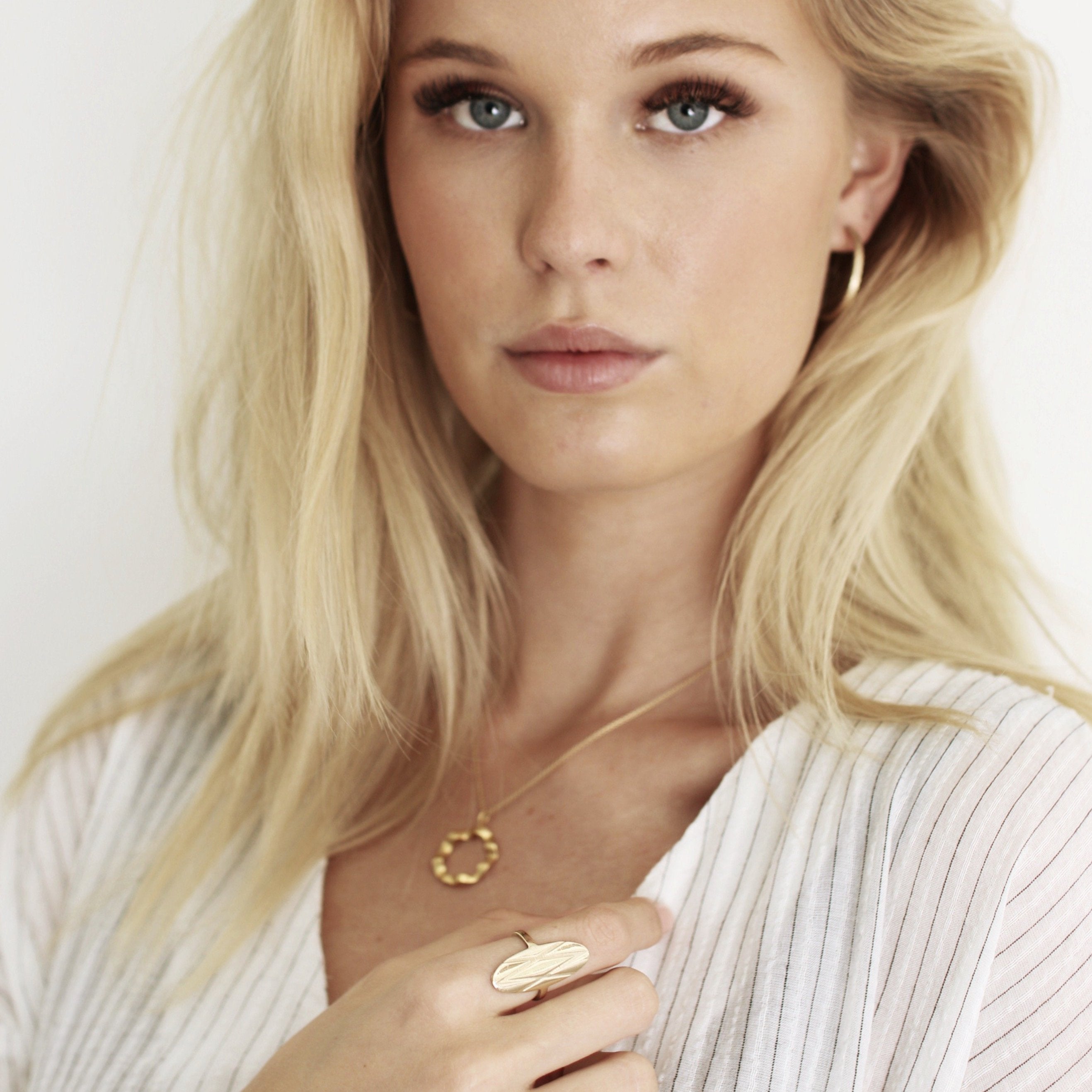 Garber W Ring Gold - Garber.dk